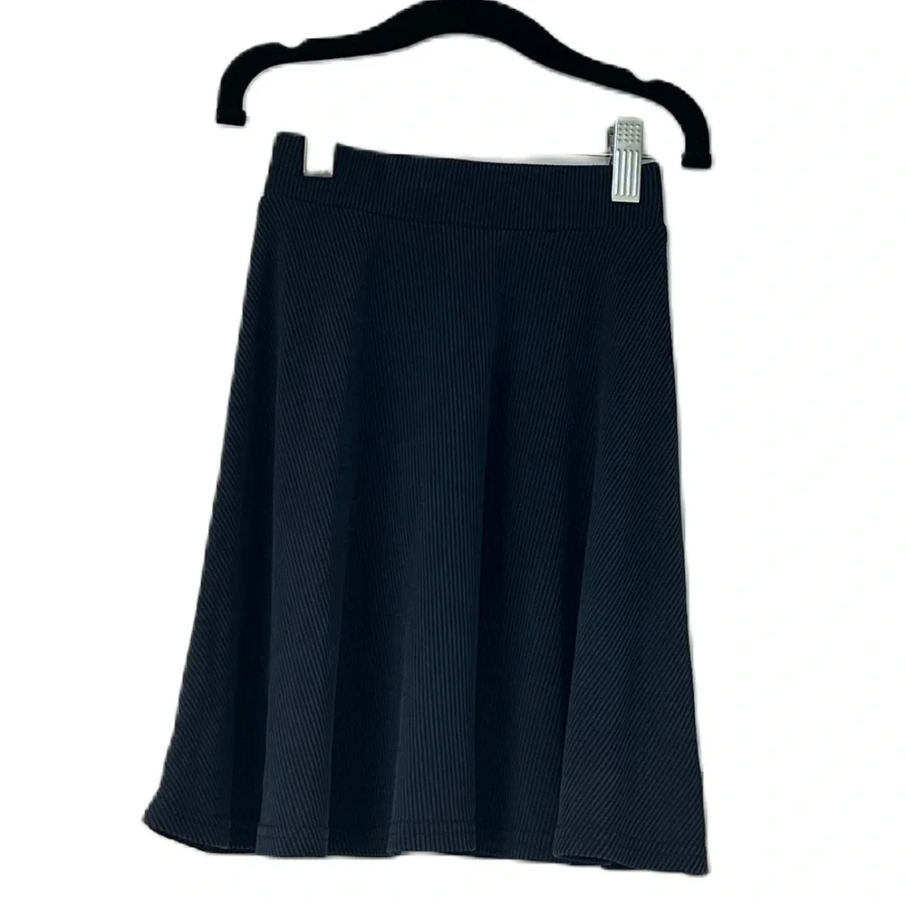 Tottini blue ribbed midi Aline lightweight size 8 girls skirt